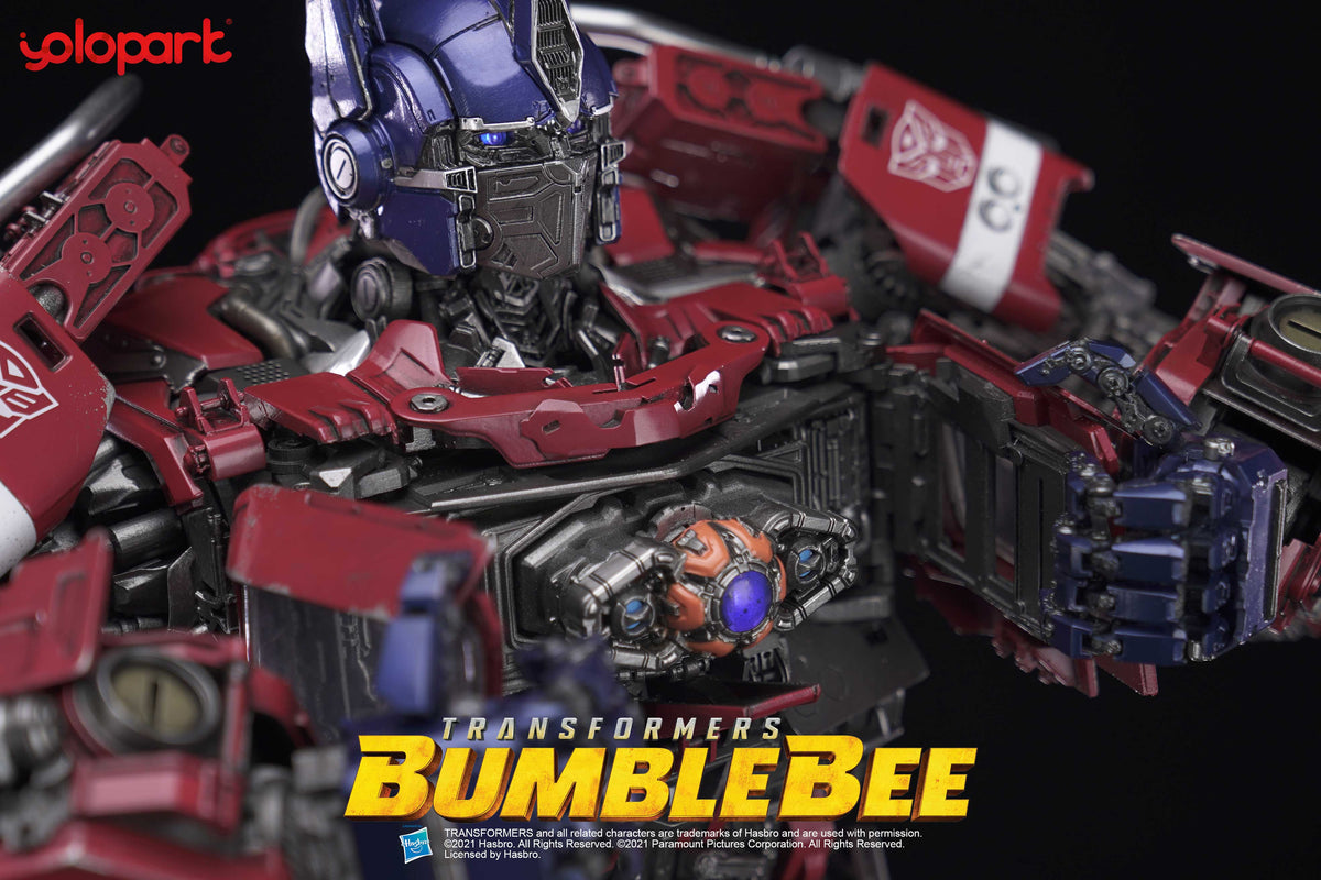 トランスフォーマー BUMBLEBEE 　OPTIMUS PRIME Amazon.com: Transformers Toys Studio Series 38 Voyager Class
