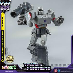 PRE-ORDER : TRANSFORMERS GENERATION ONE: AMK Series 20cm Megatron Model Kit