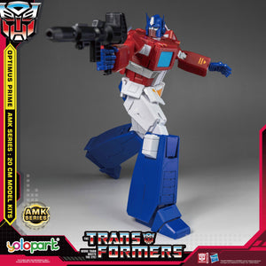 PRE-ORDER : TRANSFORMERS GENERATION ONE: AMK Series 20cm Optimus Prime Model Kit